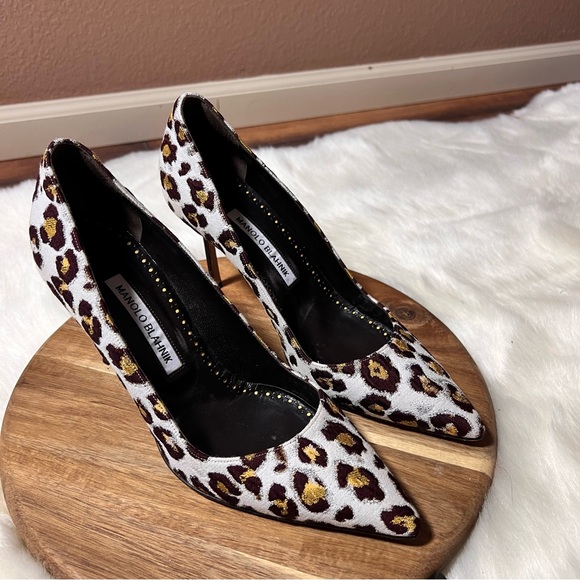Manolo Blahnik Shoes - Manolo Blahnik Leopard Print Pointy Toe Heels Multicolor Size EU 38.5